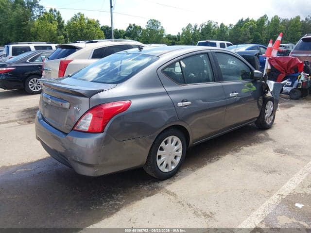 2017 NISSAN VERSA 1.6 SV 4