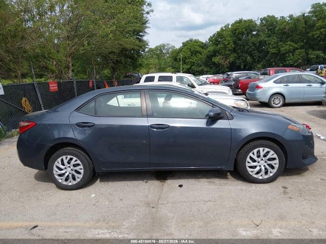 2018 TOYOTA COROLLA LE 13