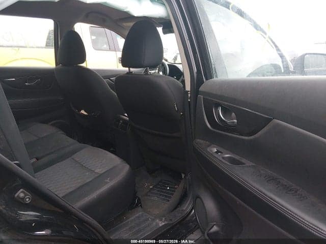 2018 NISSAN ROGUE S/SL/SV 8