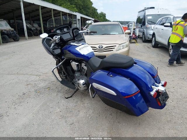 2022 INDIAN MOTORCYCLE CO. CHALLENGER LIMITED 4