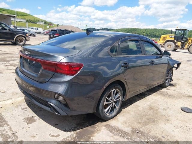 2022 KIA FORTE LXS 4