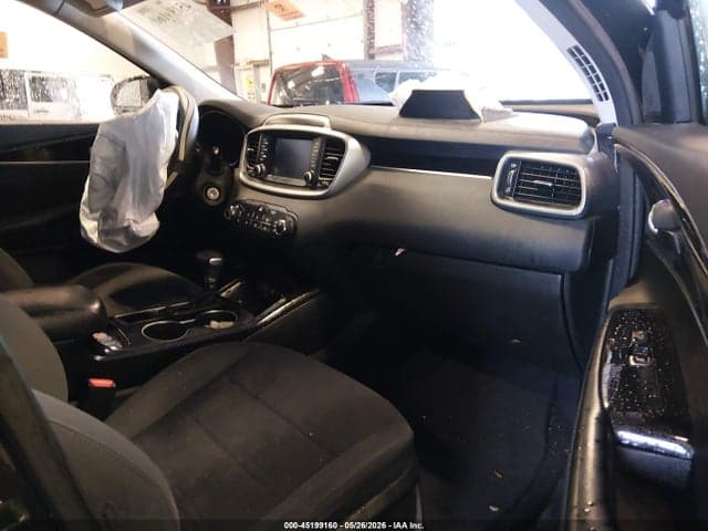 2019 KIA SORENTO 2.4L LX 5