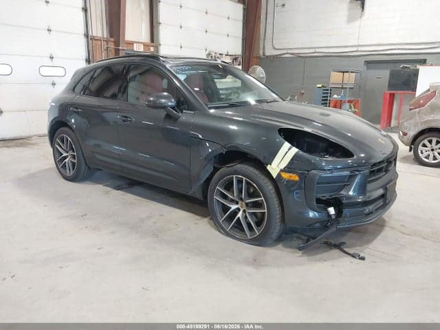 2026 PORSCHE MACAN T 1