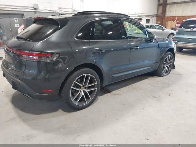2026 PORSCHE MACAN T 4