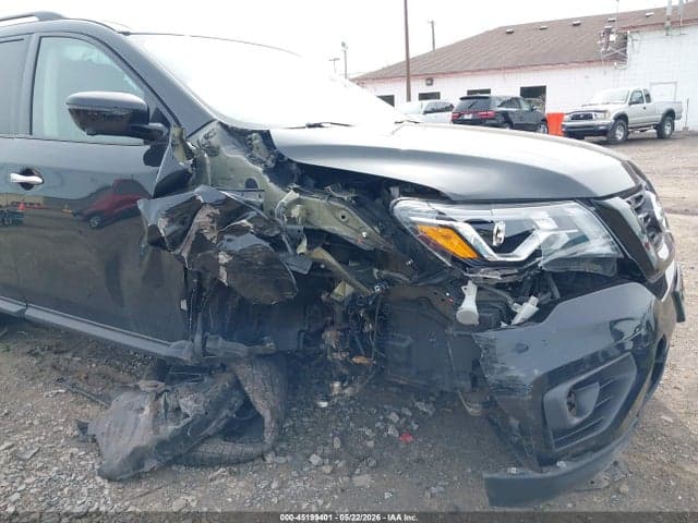 2018 NISSAN PATHFINDER SL 6