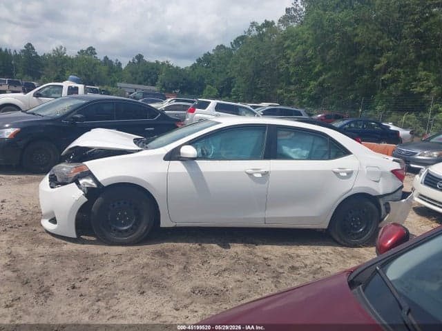 2017 TOYOTA COROLLA LE 14
