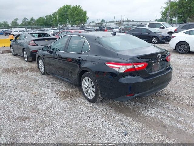 2020 TOYOTA CAMRY LE 3