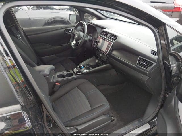 2025 NISSAN LEAF SV PLUS 5