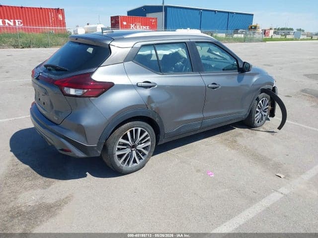 2021 NISSAN KICKS SV XTRONIC CVT 4