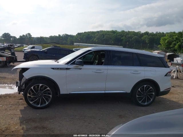 2022 LINCOLN AVIATOR RESERVE 15