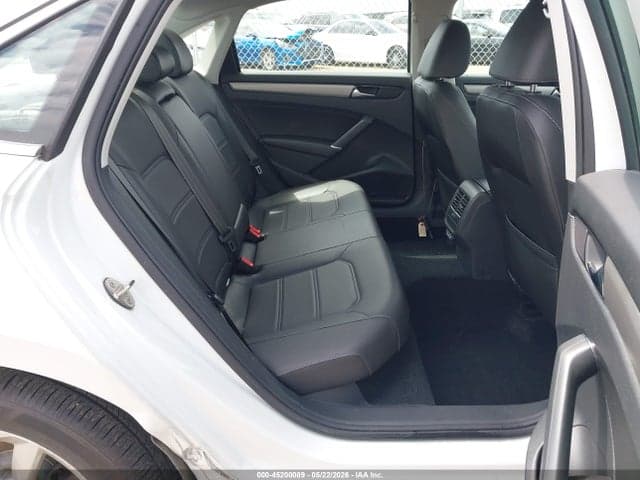 2020 VOLKSWAGEN PASSAT 2.0T SE 8