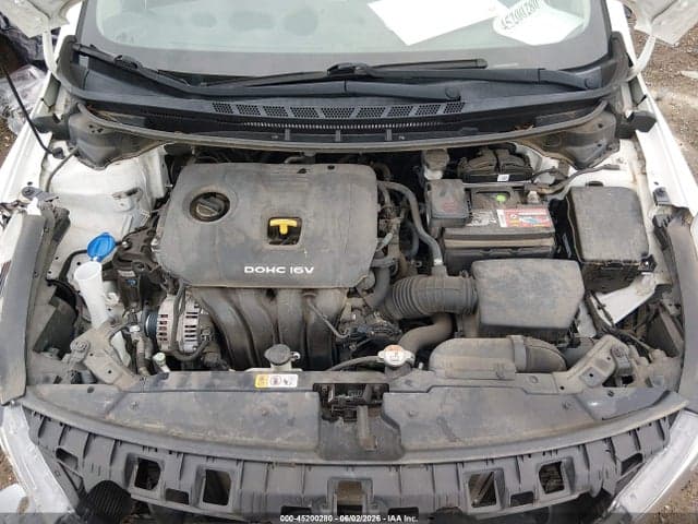 2017 KIA FORTE S 10
