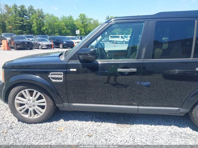 2010 LAND ROVER LR4 6