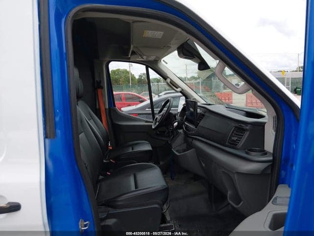 2023 FORD TRANSIT-250 5