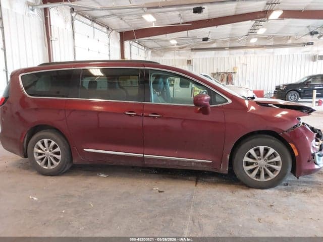 2017 CHRYSLER PACIFICA TOURING-L 13