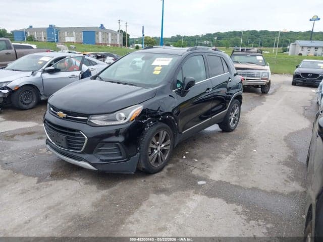 2020 CHEVROLET TRAX FWD LT 2