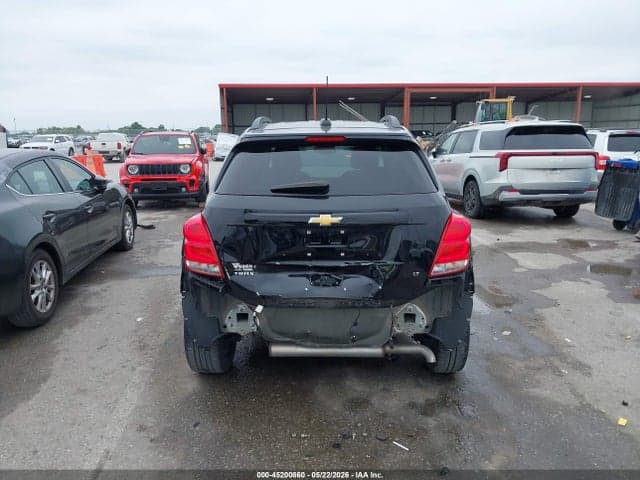 2020 CHEVROLET TRAX FWD LT 17
