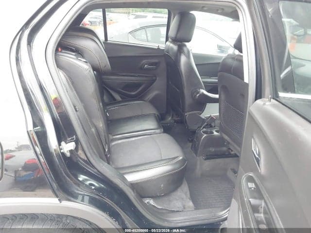 2020 CHEVROLET TRAX FWD LT 8