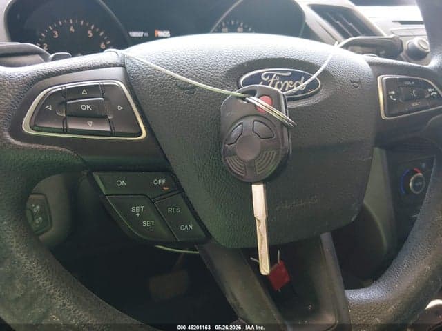 2017 FORD ESCAPE SE 11