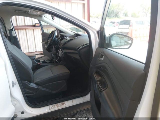 2017 FORD ESCAPE SE 5