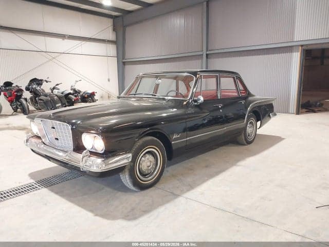 1960 PLYMOUTH VALIANT 2