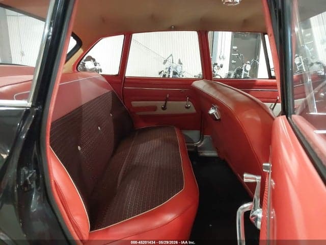 1960 PLYMOUTH VALIANT 8
