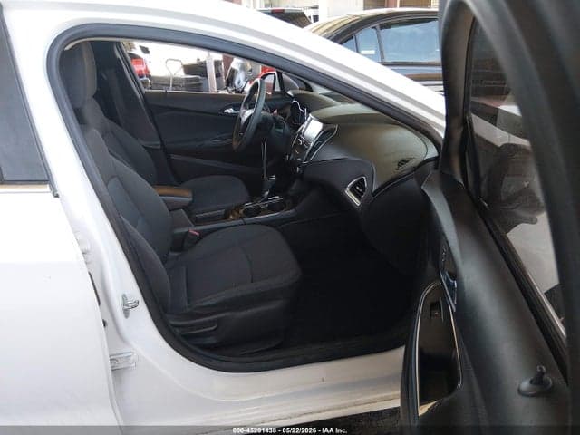 2018 CHEVROLET CRUZE LT AUTO 5
