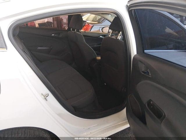 2018 CHEVROLET CRUZE LT AUTO 8