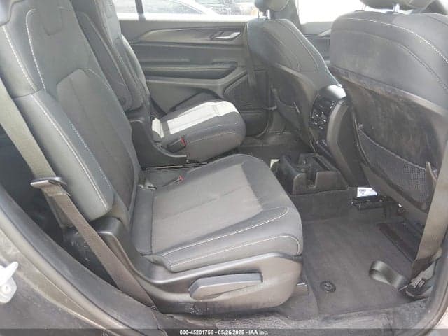 2025 JEEP GRAND CHEROKEE L LAREDO 4X4 8