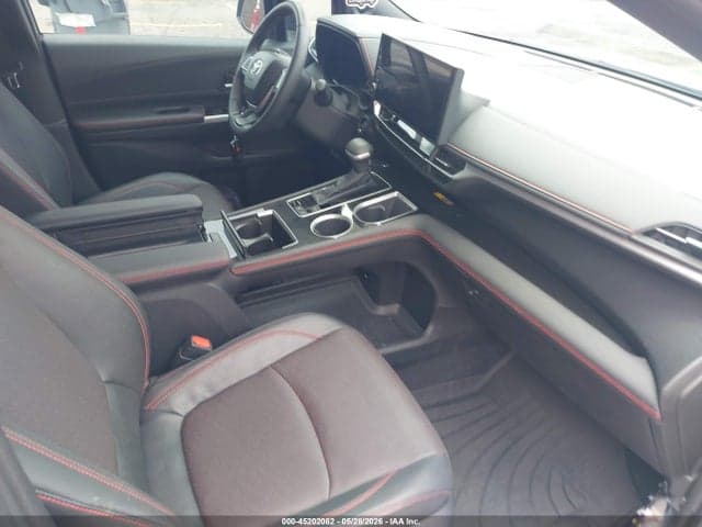 2025 TOYOTA SIENNA XSE 5