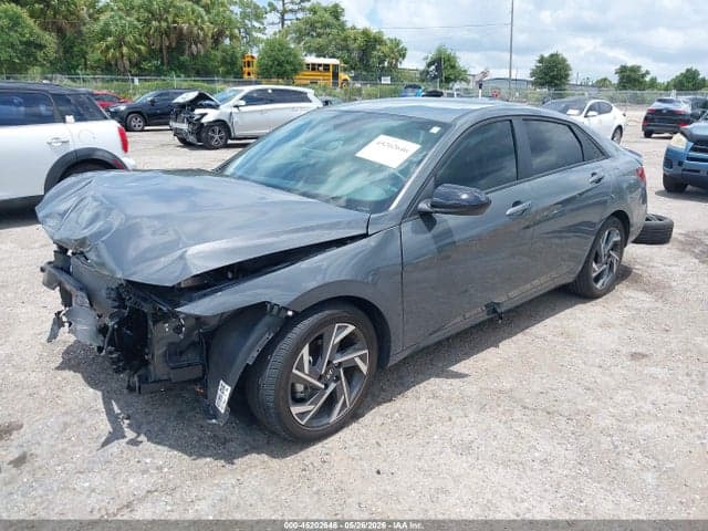 2025 HYUNDAI ELANTRA SEL SPORT 2