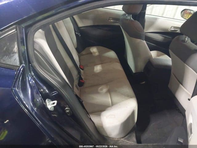 2021 TOYOTA COROLLA LE 8
