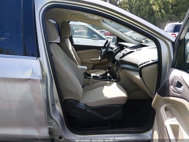 2017 FORD ESCAPE SE 5