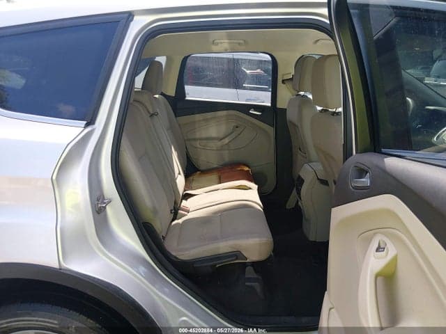 2017 FORD ESCAPE SE 8