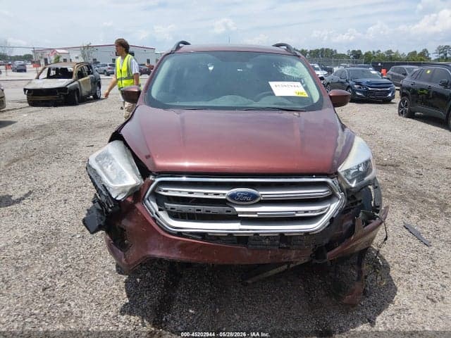 2018 FORD ESCAPE SE 13