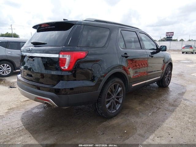 2017 FORD EXPLORER XLT 4