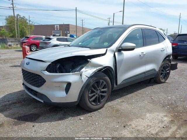 2020 FORD ESCAPE SE 2