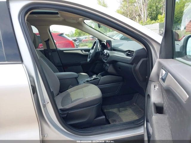 2020 FORD ESCAPE SE 5
