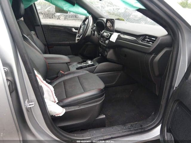 2023 FORD ESCAPE ST-LINE 5