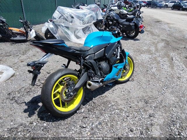 2026 YAMAHA YZFR7 4