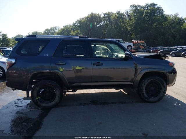 2022 TOYOTA 4RUNNER SR5 PREMIUM 13