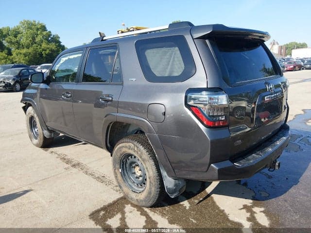 2022 TOYOTA 4RUNNER SR5 PREMIUM 3