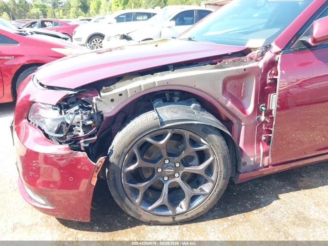 2019 CHRYSLER 300 300S 6