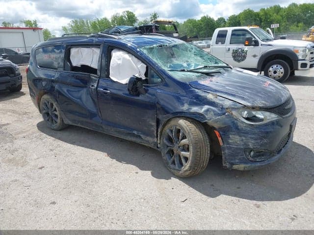 2020 CHRYSLER PACIFICA TOURING L 1