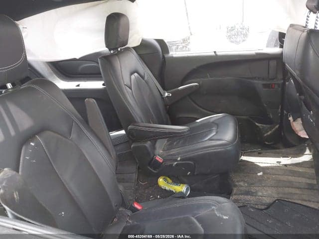 2020 CHRYSLER PACIFICA TOURING L 8
