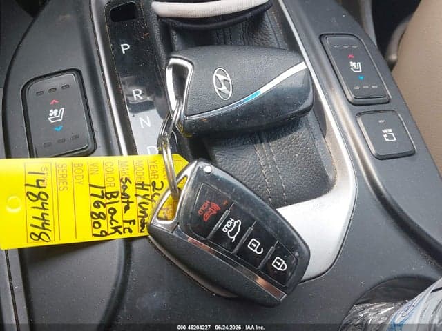 2017 HYUNDAI SANTA FE 11