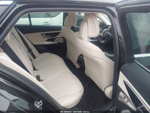 2025 MERCEDES-BENZ E 450 4MATIC 8