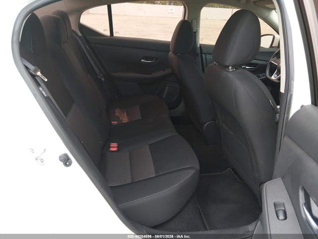 2022 NISSAN SENTRA SV XTRONIC CVT 8