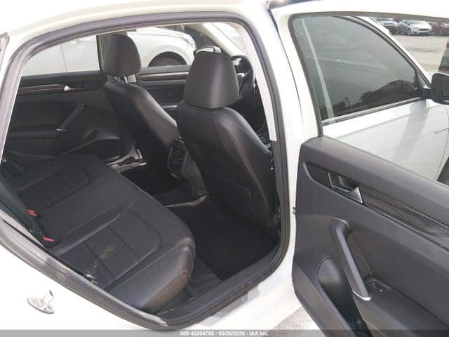2020 VOLKSWAGEN PASSAT 2.0T R-LINE 9