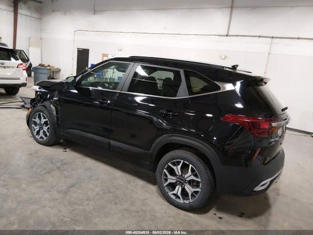 2023 KIA SELTOS EX 3